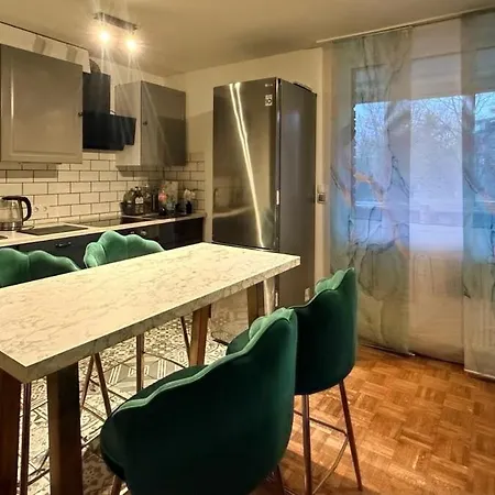 Διαμέρισμα Spacious 3-room With Balcony Mönchengladbach